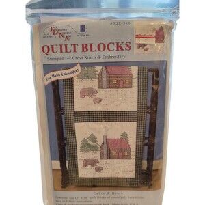 Jack Demsey White Quilt Blocks Log Cabin And Bears Pattern 18"x 18" Block 2004